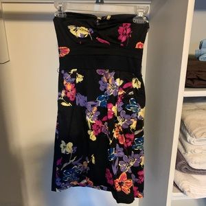 Candies size 1 strapless dress with pockets